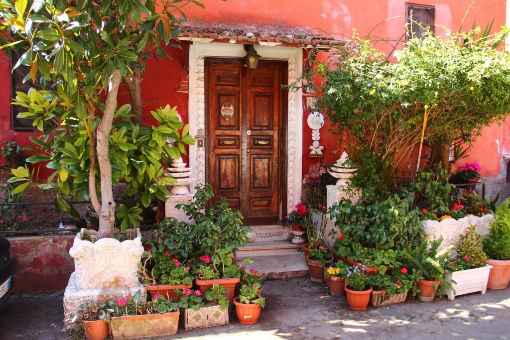 Colorful doorway and plants in Trastevere, Rome