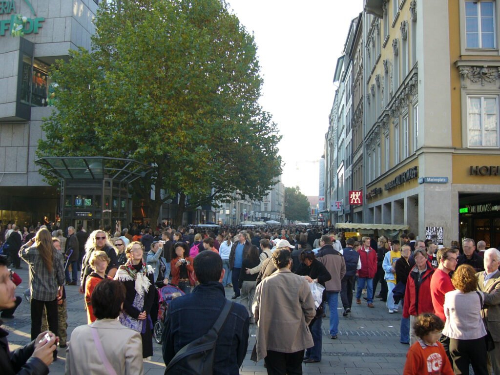Crowded Kaufingerstrasse pedestrian zone in central Munich