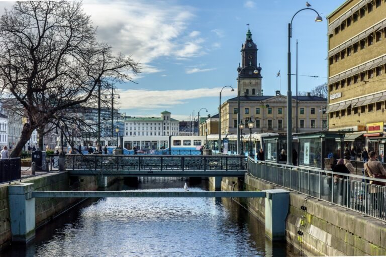 Canal and Brunnsparksbron in central Gothenburg