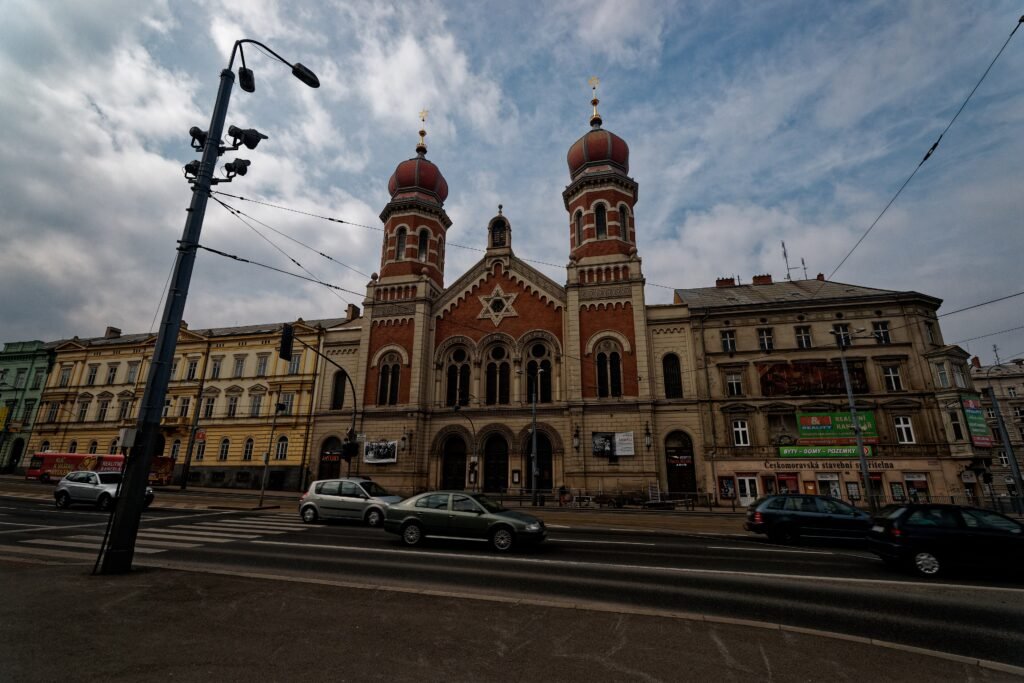 Great Synagogue beside the Sady Pětatřicátníků street and tram corridor in Plzeň