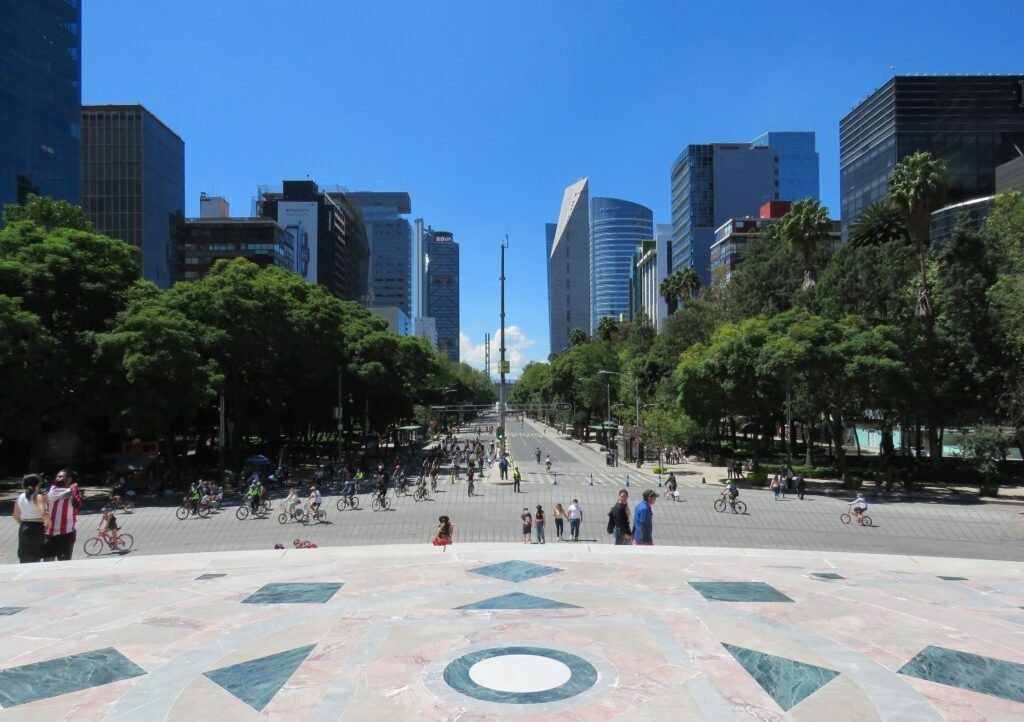 Paseo de la Reforma boulevard and sidewalks in Mexico City