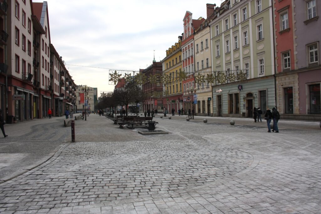 Pedestrian space and cobbled paving on Rynek in Wrocław